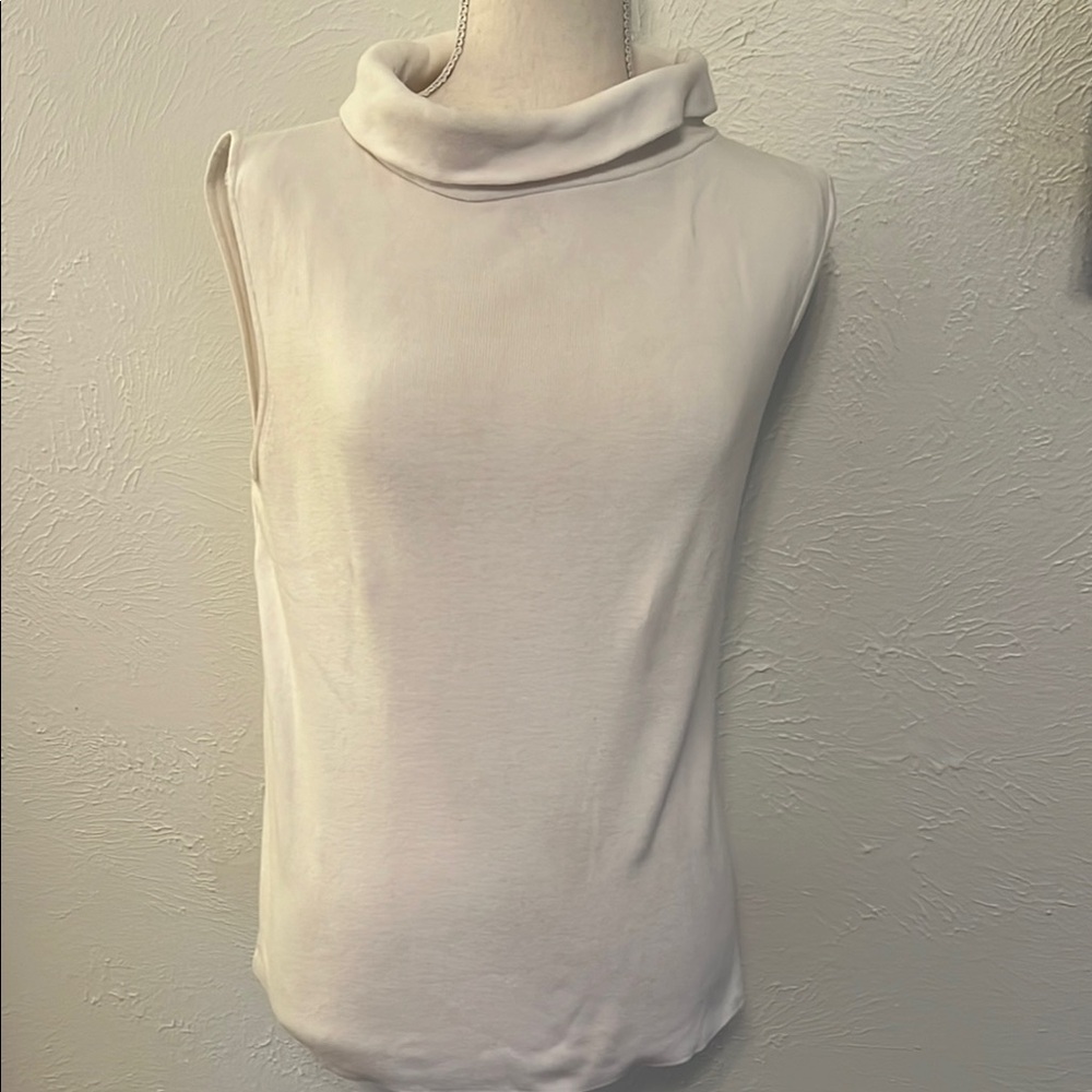 Talbots White Sleeveless Sweater